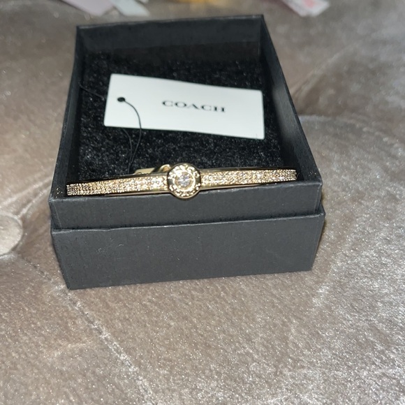 Coach golden bracelet with pave crystals and extender chain, new - Picture 2 of 8